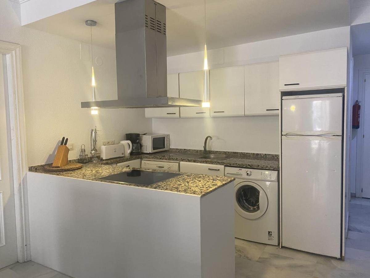 Large And Elegant In Puerto Banus With Pools And Paddle Apartment มาร์เบยา ภายนอก รูปภาพ